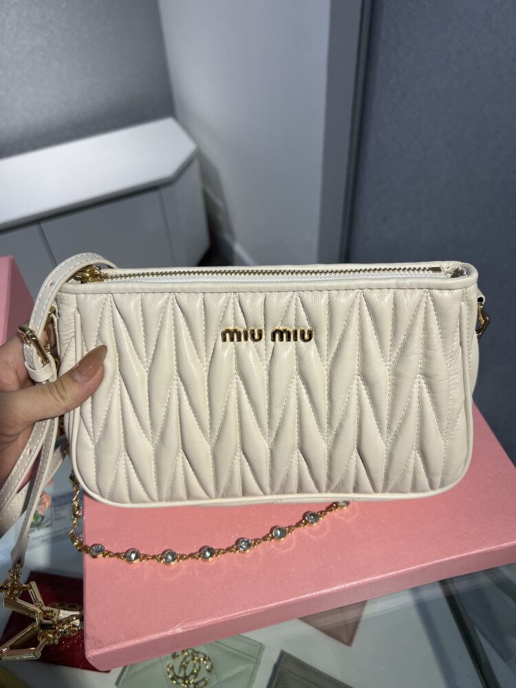 MiuMiu 21cm 6/10 - Hình ảnh 9