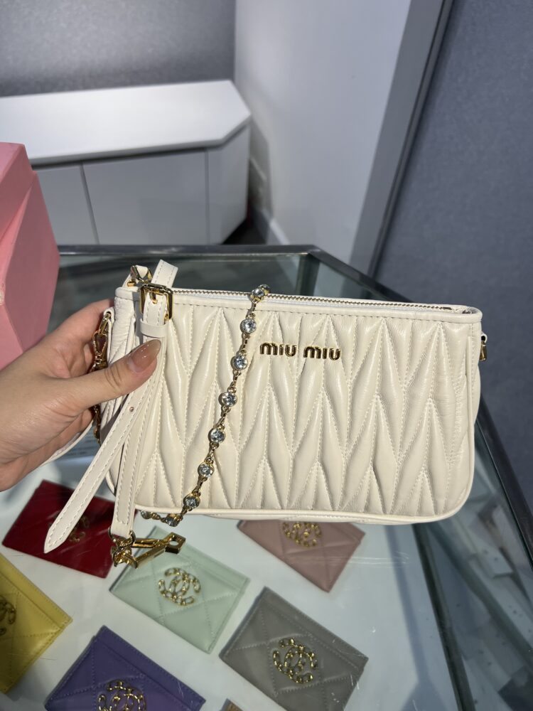 MiuMiu 21cm 6/10 - Hình ảnh 6