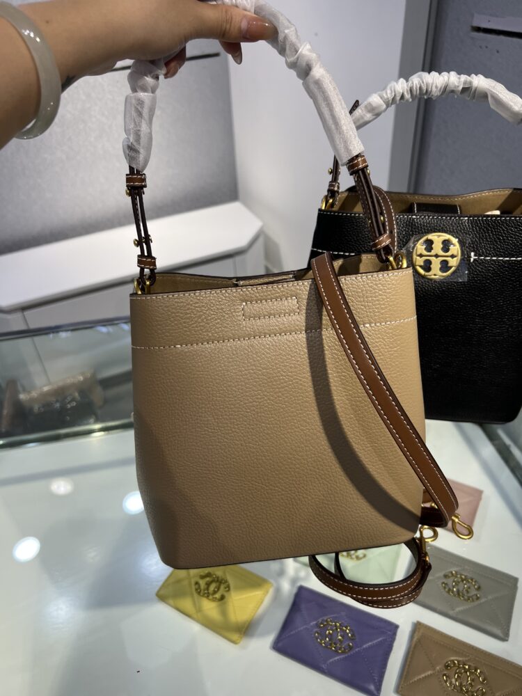 Tory Burch 21cm 6/10 - Hình ảnh 6