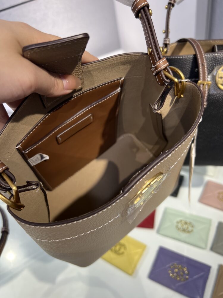 Tory Burch 21cm 6/10 - Hình ảnh 7