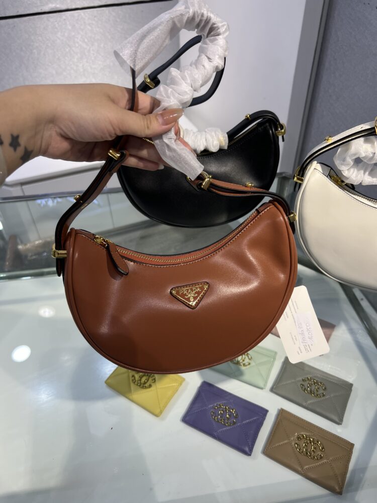 Prada 24cm 6/10 - Hình ảnh 3