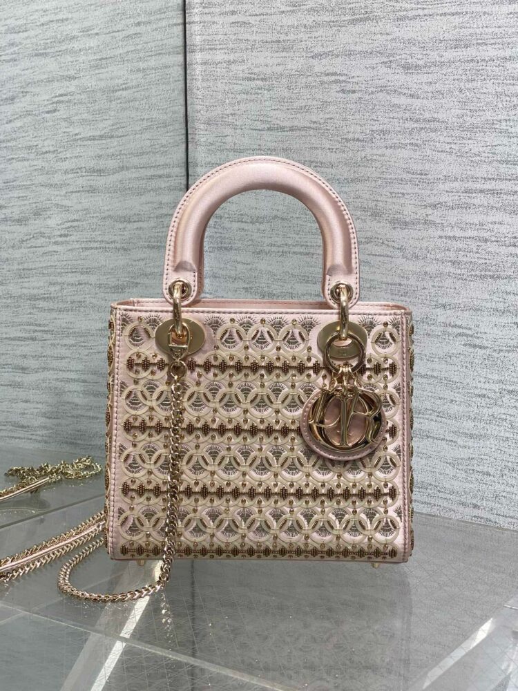 Túi D• ior Lady thêu thủ công 20cm