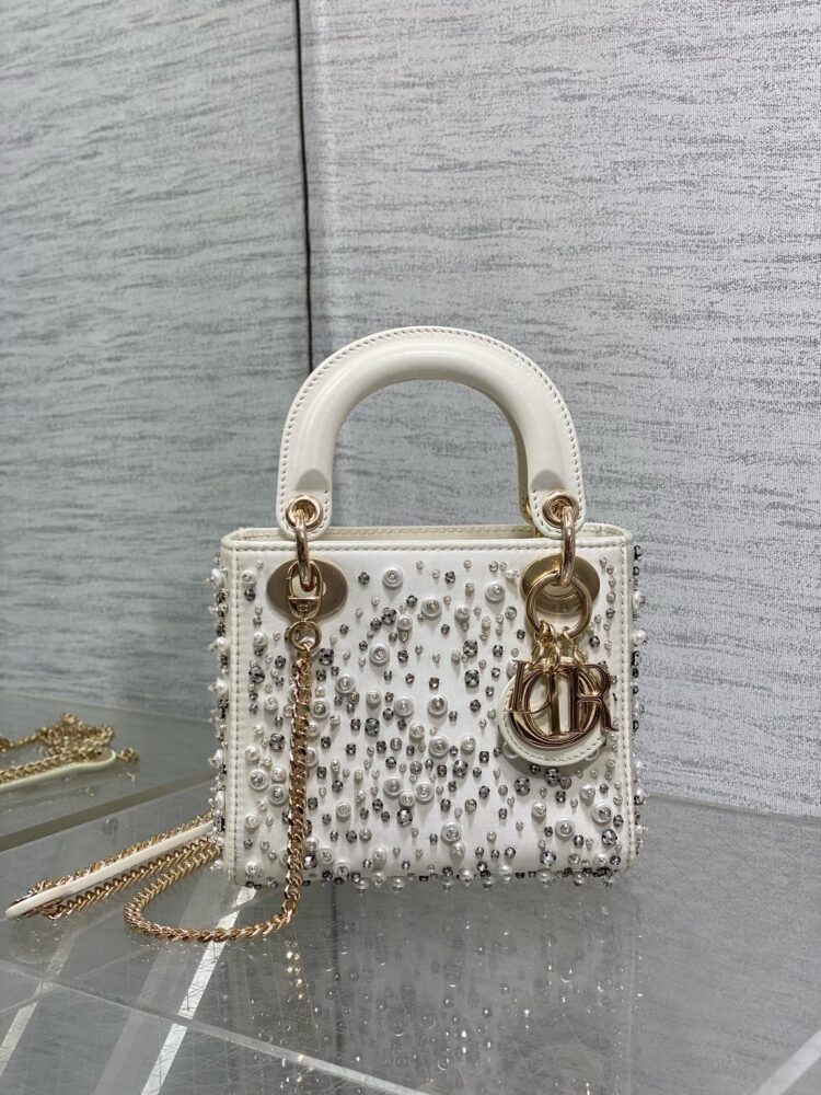 Túi D• ior lady thêu thủ công 17cm