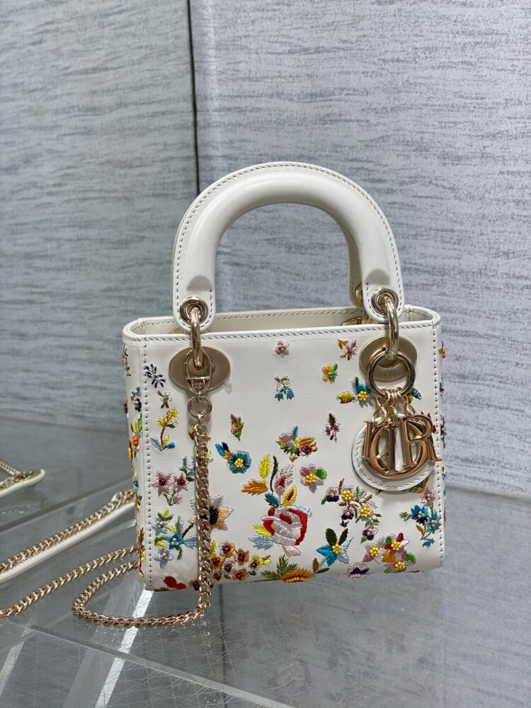 Túi D• ior Lady thêu thủ công 17cm