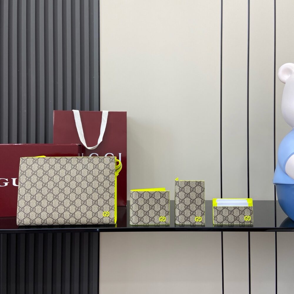Ví G• ucci Supreme