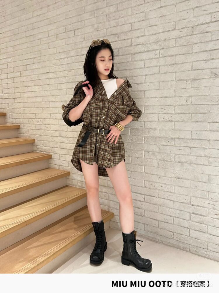 Áo Miu.miu  sml 21081930