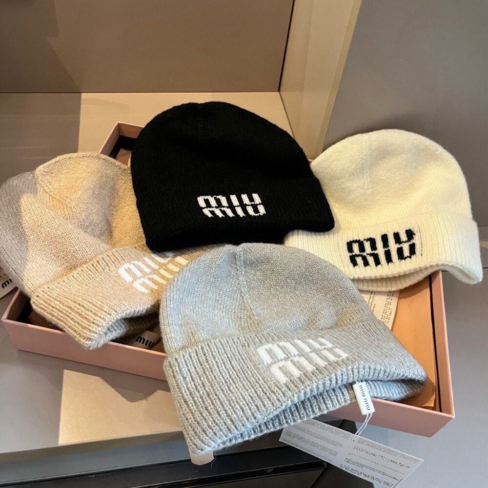 Mũ Miu.Miu  3052