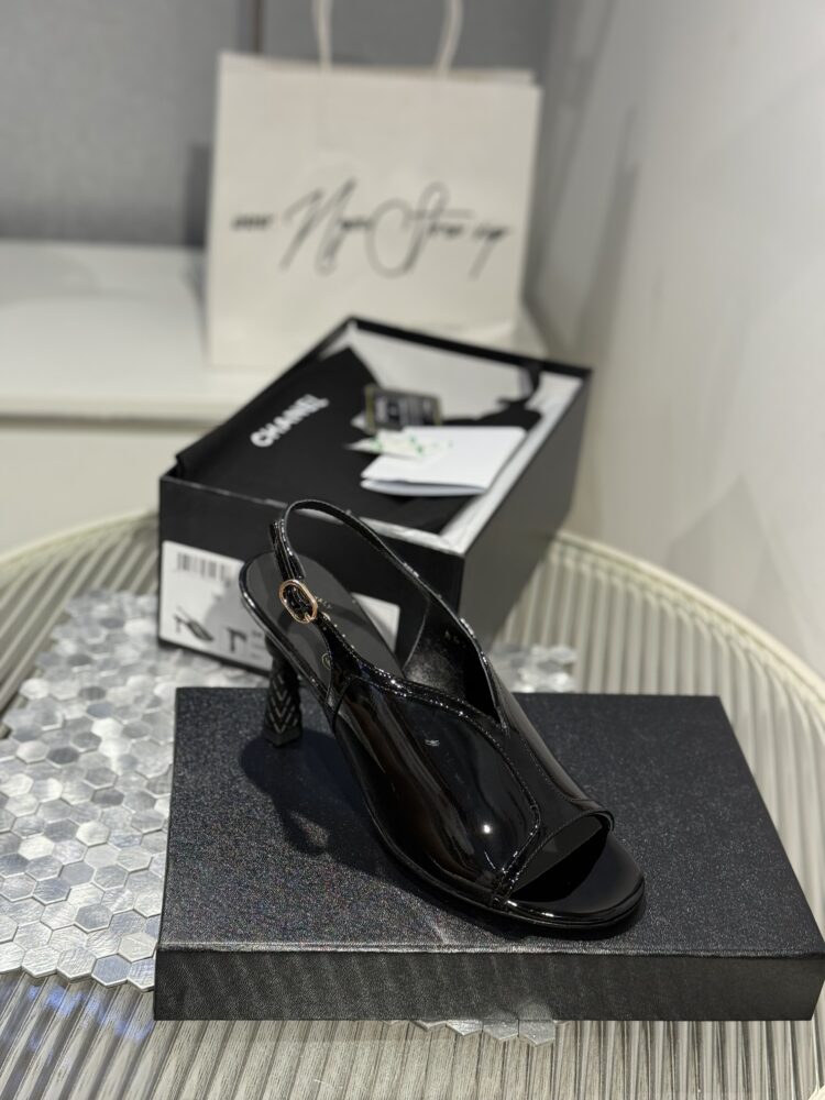 ORD Trả KH- Guốc sandal C• hanel