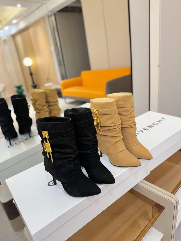 Boots G• ivenchy 10312990 35/40 H10