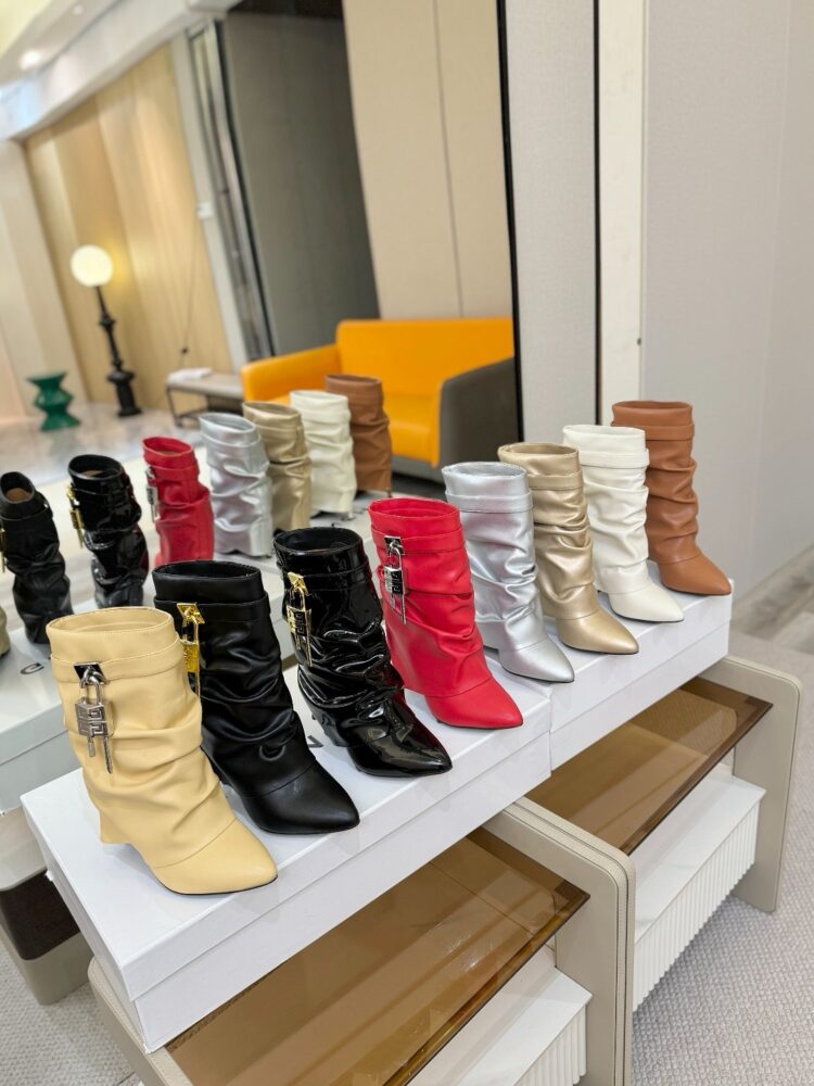Boots G• ivenchy 10312990 35/40 H10