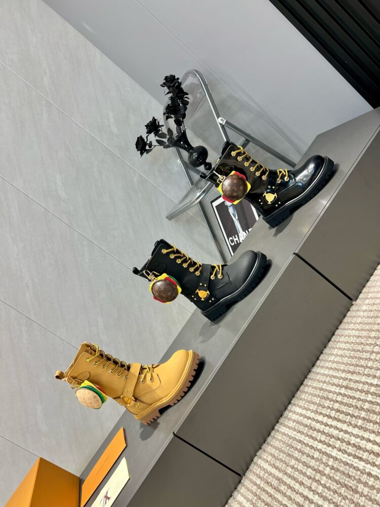Boots L• V 3332540 35/45 H3.5 ( không kèm charm)