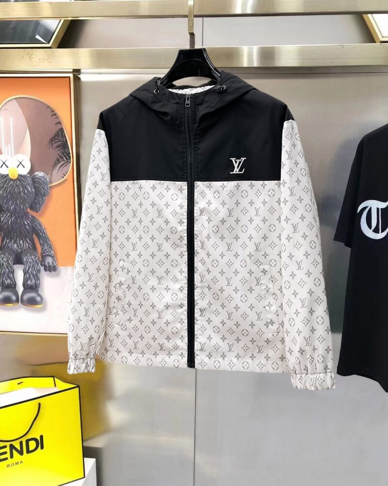 Áo L.V  sml  DD🇨🇳FTR