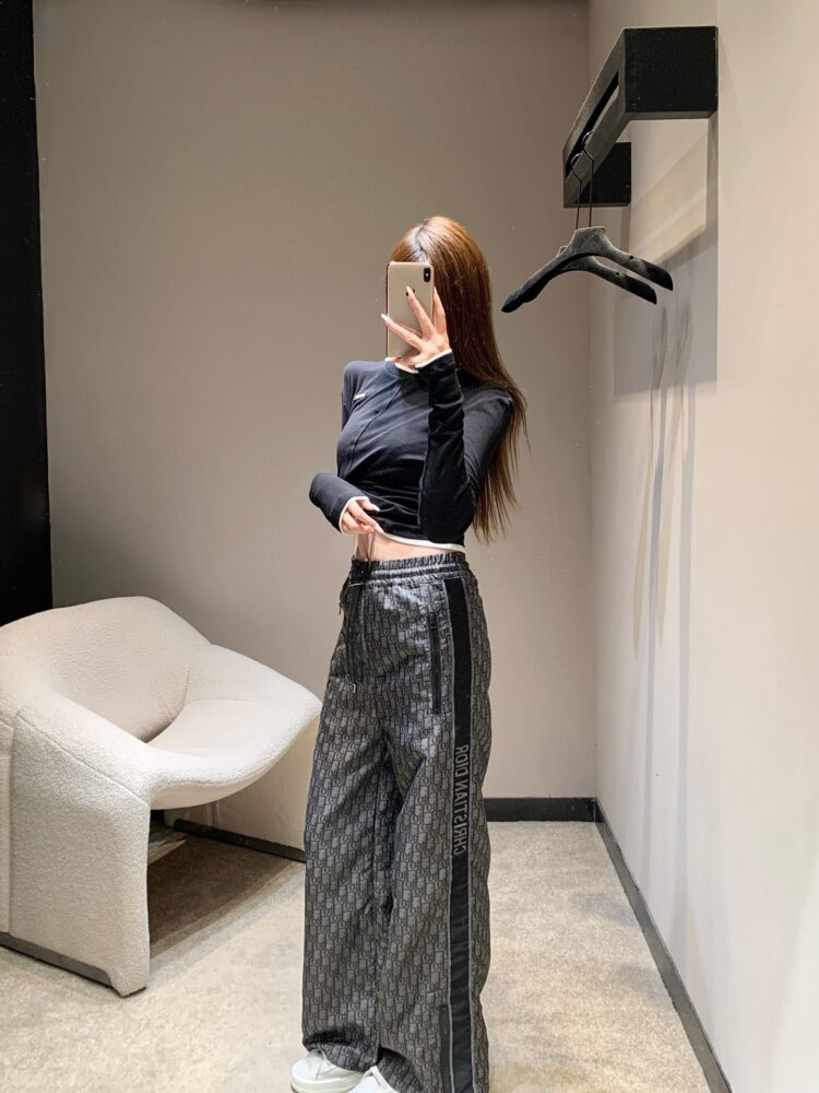 Quần  D.ior sml 21081880