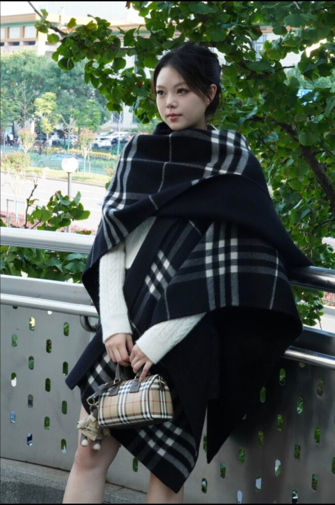 Khăn B.uberry 3052