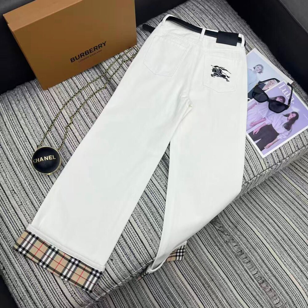 Quần  B.uberry sml 21081500