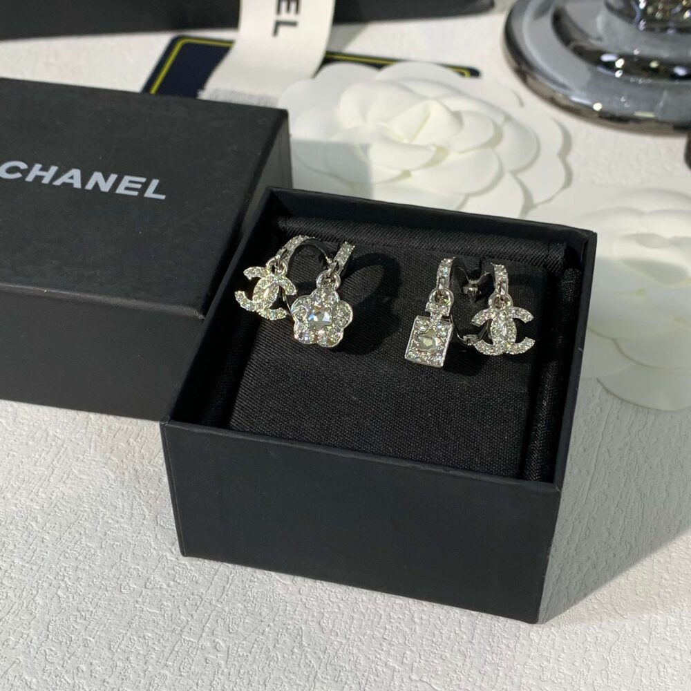 Bông Tai Ch.anel  567