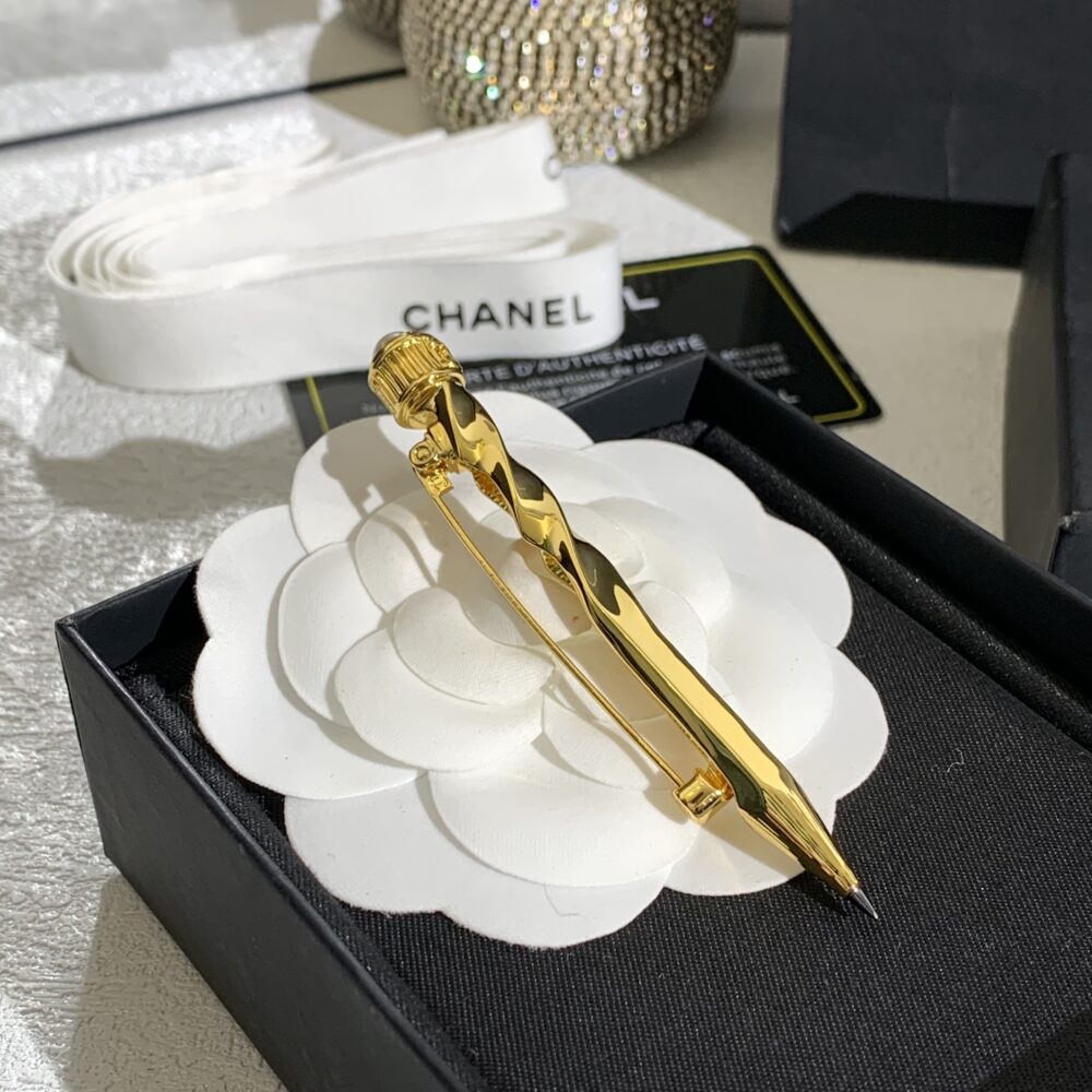 Cài Áo Ch.anel   567