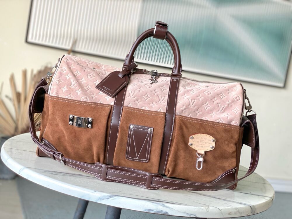 Túi L• V Keepall Bandouliere 50 M26127 50x29x23cm
