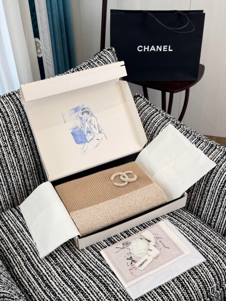 Khăn Ch.anel 30521800