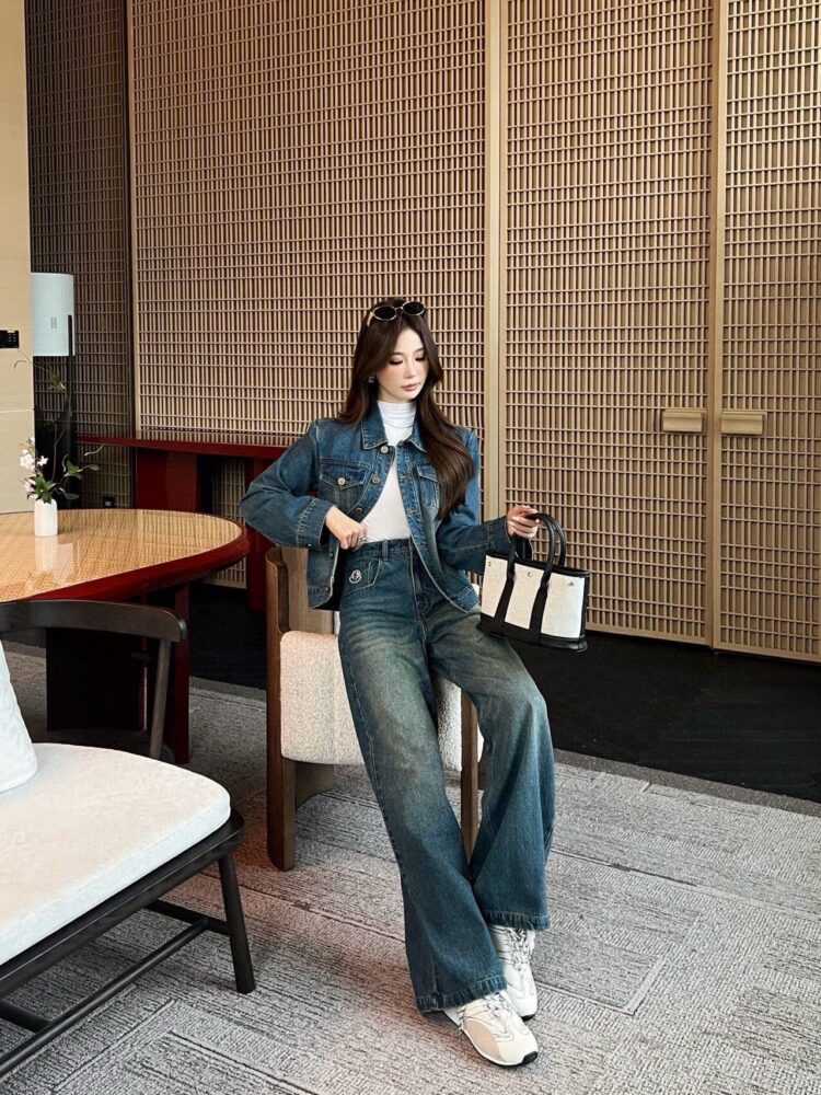 Quần  M.oncler  sml 21081880