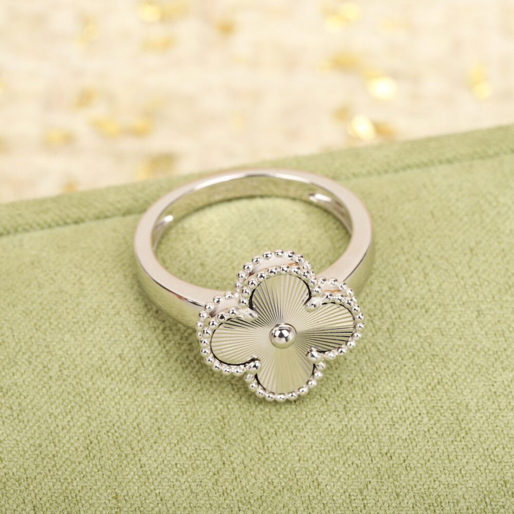 Nhẫn  Van .Cleef&Arpels   20462320