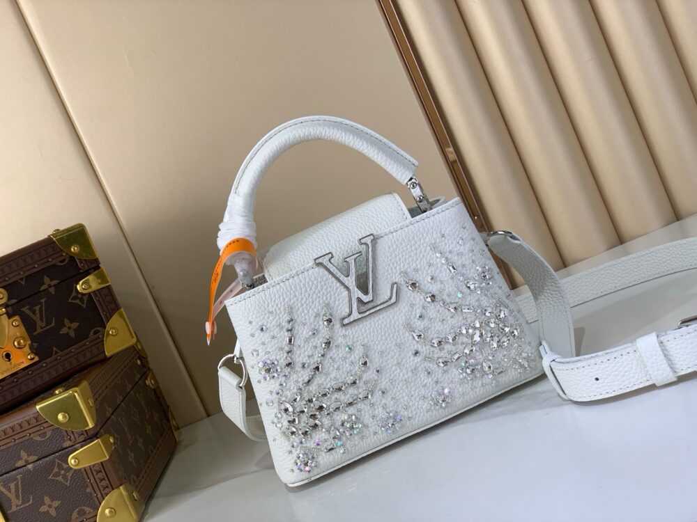 Túi L• V Capucines M25934 21cm