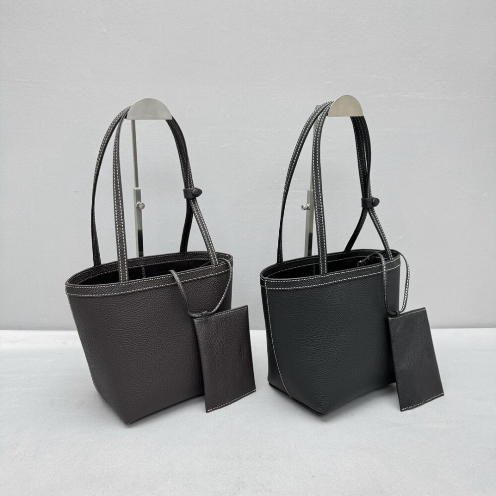 Túi The R• ow Park Tote Stitch 22x24x19cm