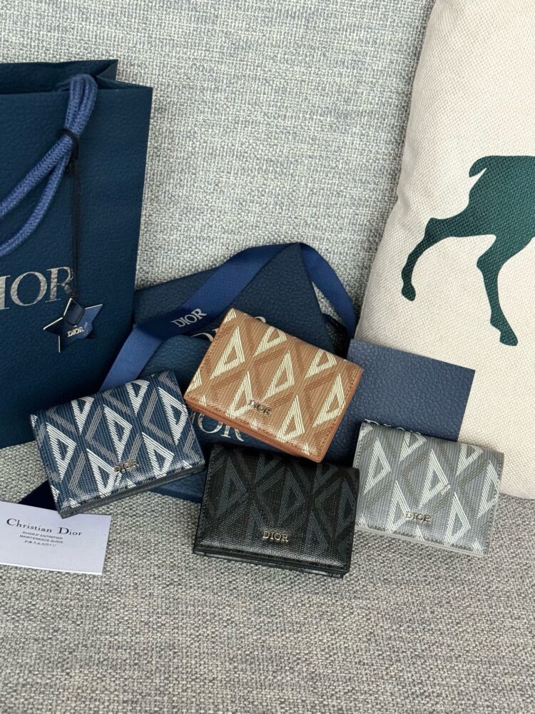 Ví D• ior cardholder 10x6.8x1.2cm