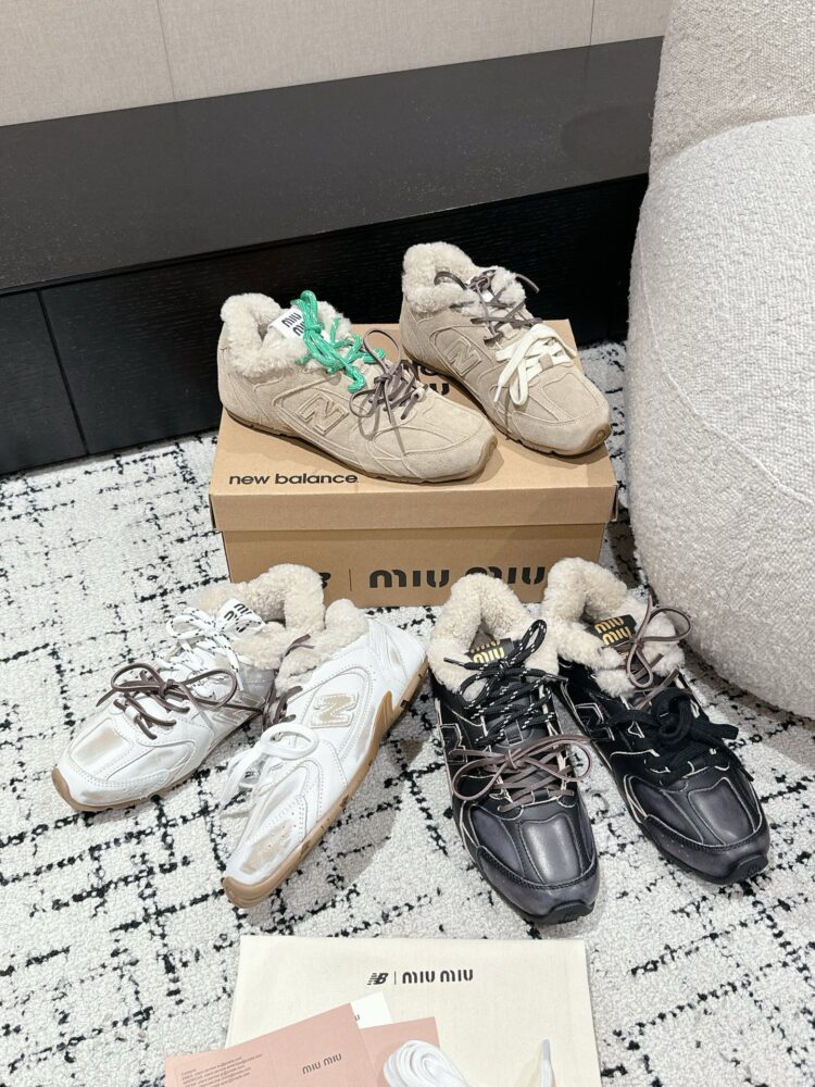 Giày sneaker lót lông M• iuMiu 40202360 35/40