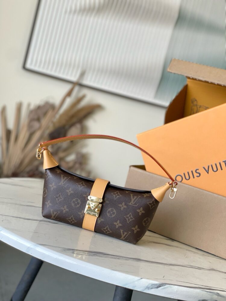 Túi L• V Pochette Mia M26191 22x14.5x8cm