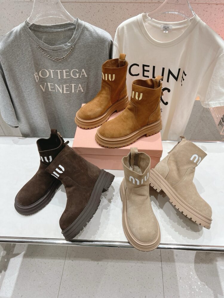 Boots cổ ngắn M• iuMiu Fa2200 35/40