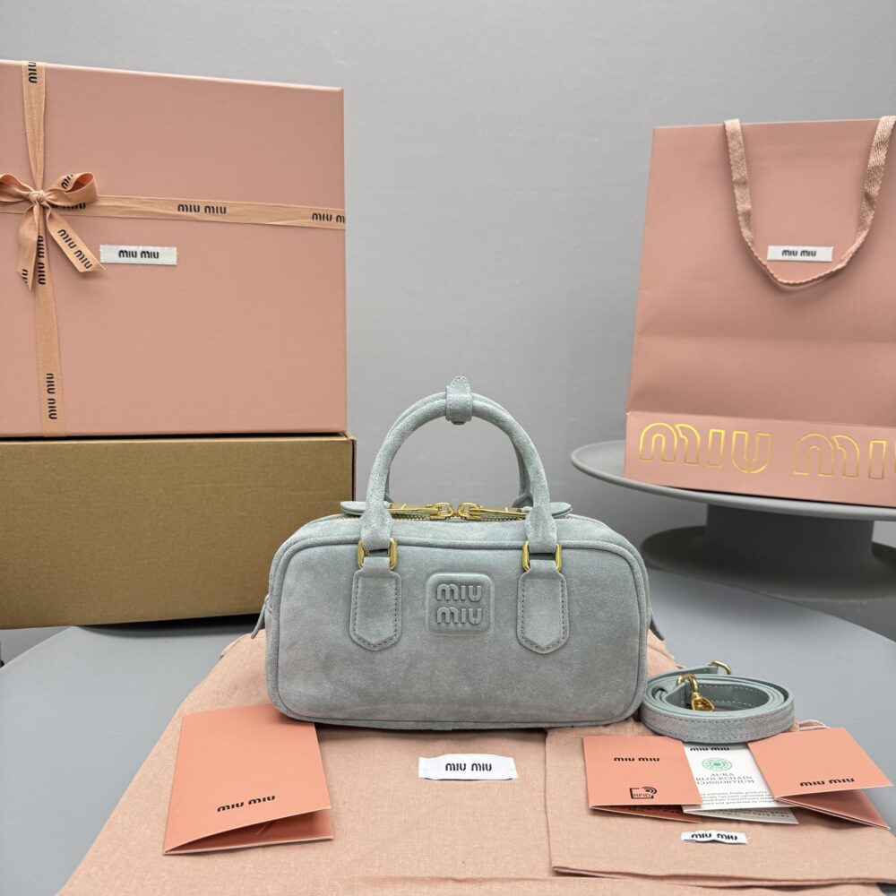 Túi M• iuMiu 5516 22x10.5x7.5cm