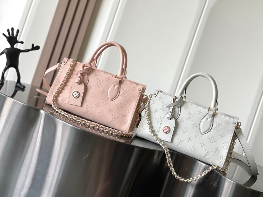 Túi L• V OnTheGo East West M11274 25x13x10cm