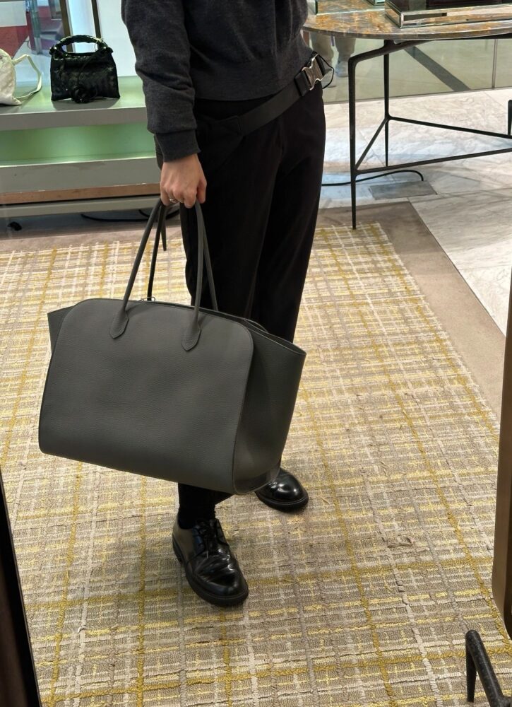 Túi The R• ow Marlo 43x30.5x16cm