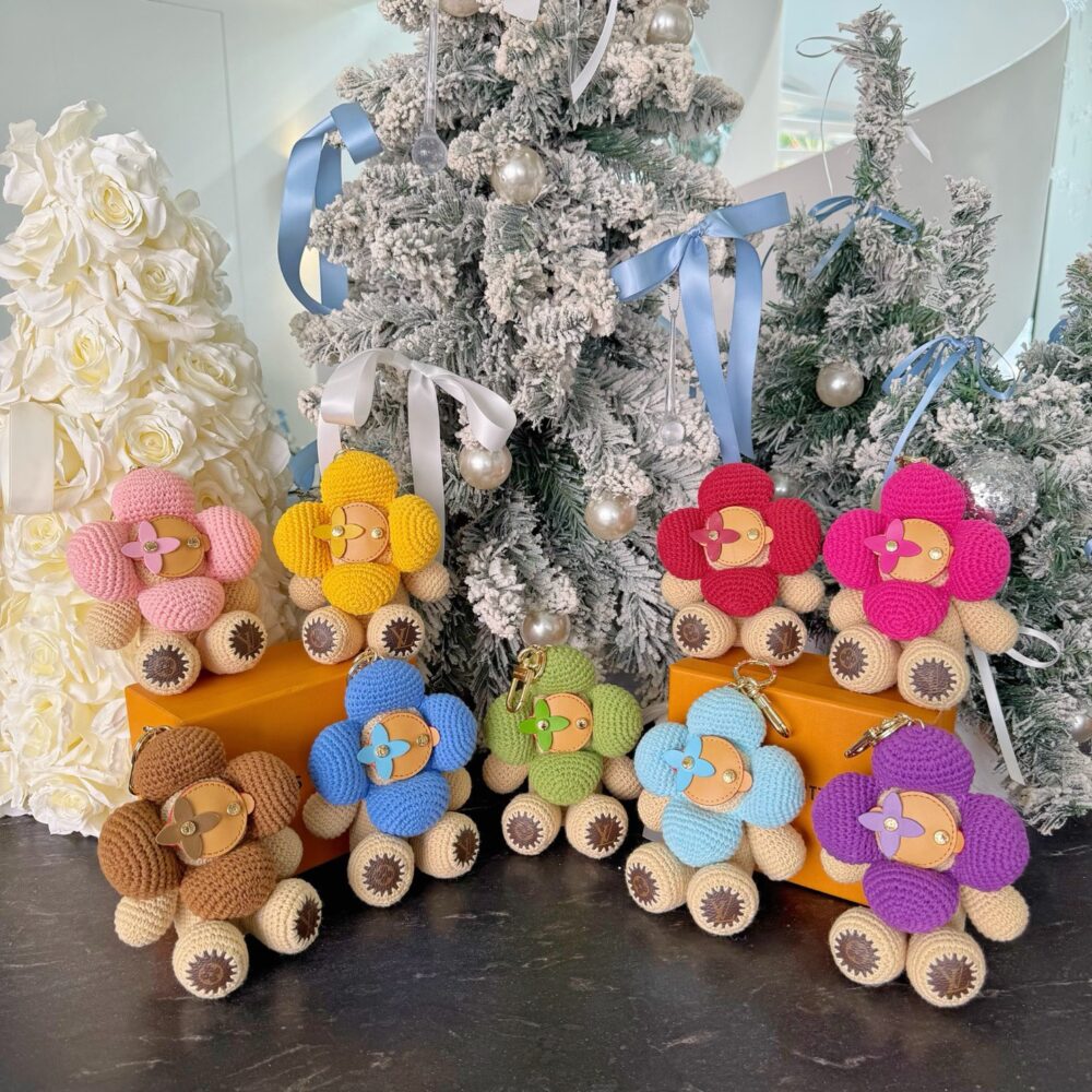 Charm móc treo túi đan Vivienne