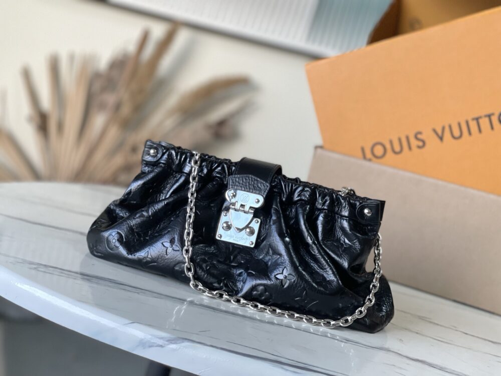 Túi L• V Pochette Sling M27822 30x16x11cm