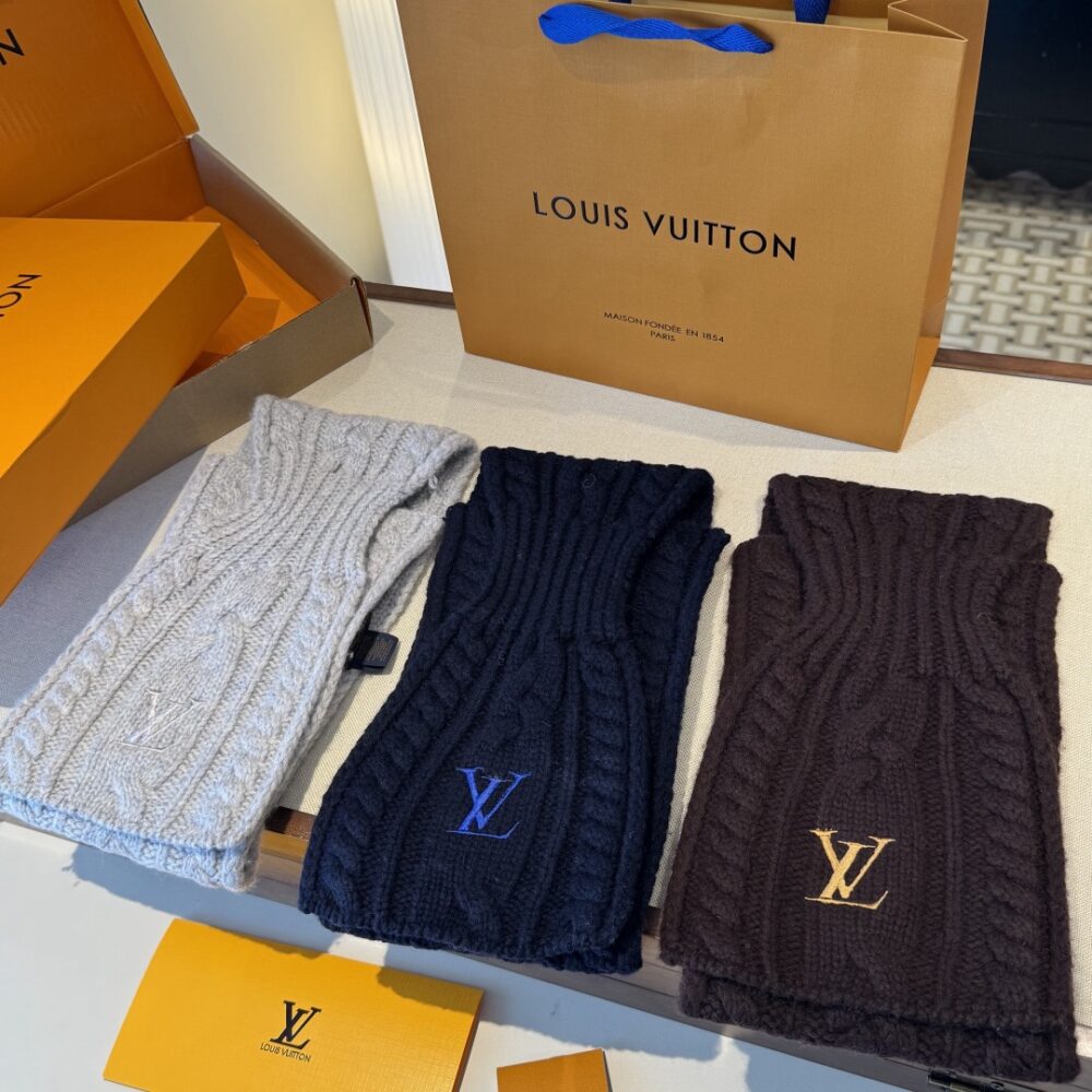 Khăn  L.V   20461720