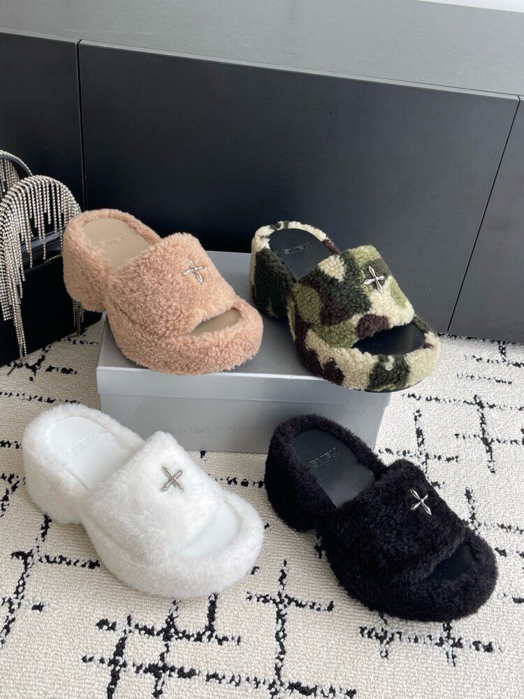 Guốc S• MFK 20821800 35/40