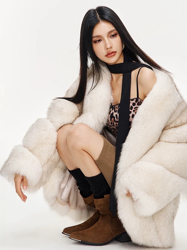 Áo khoác lông cáo