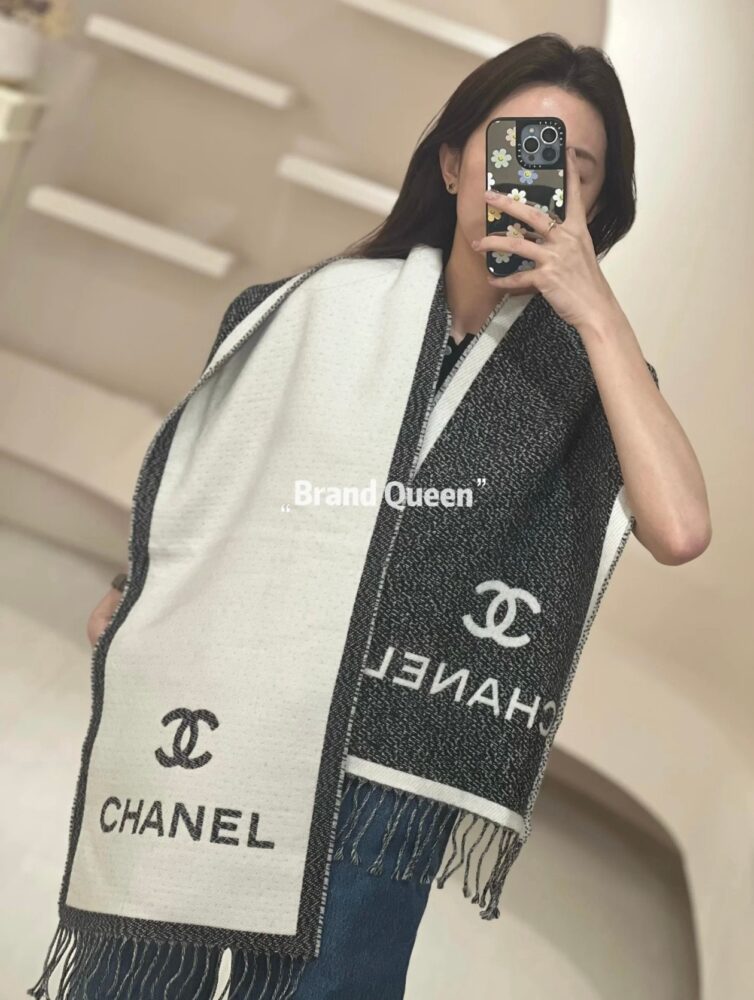 Khăn Ch.anel  30522000