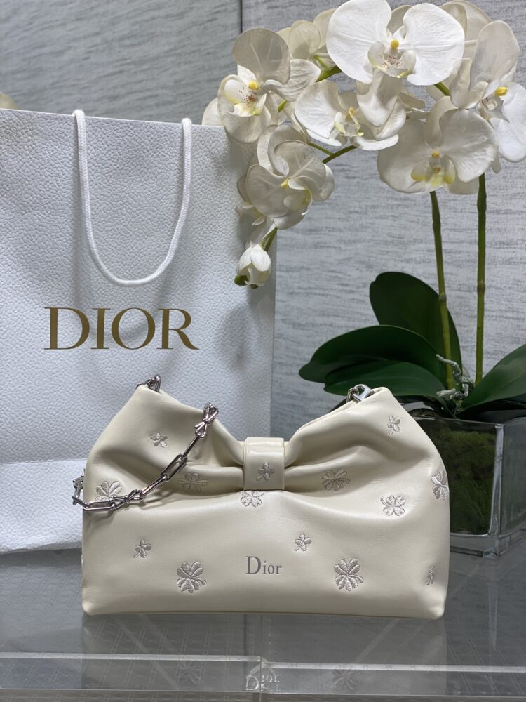 Túi D• ior Lambskin thêu hoa 27x8x18cm