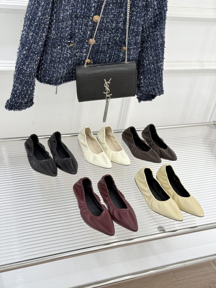 Giày bệt chun The R• ow FA2080 35/41