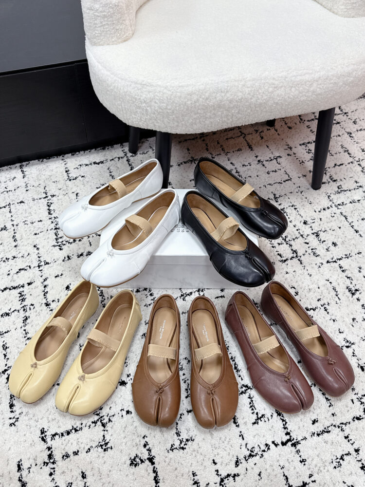 Giày bệt MM6 FA2200 35/40