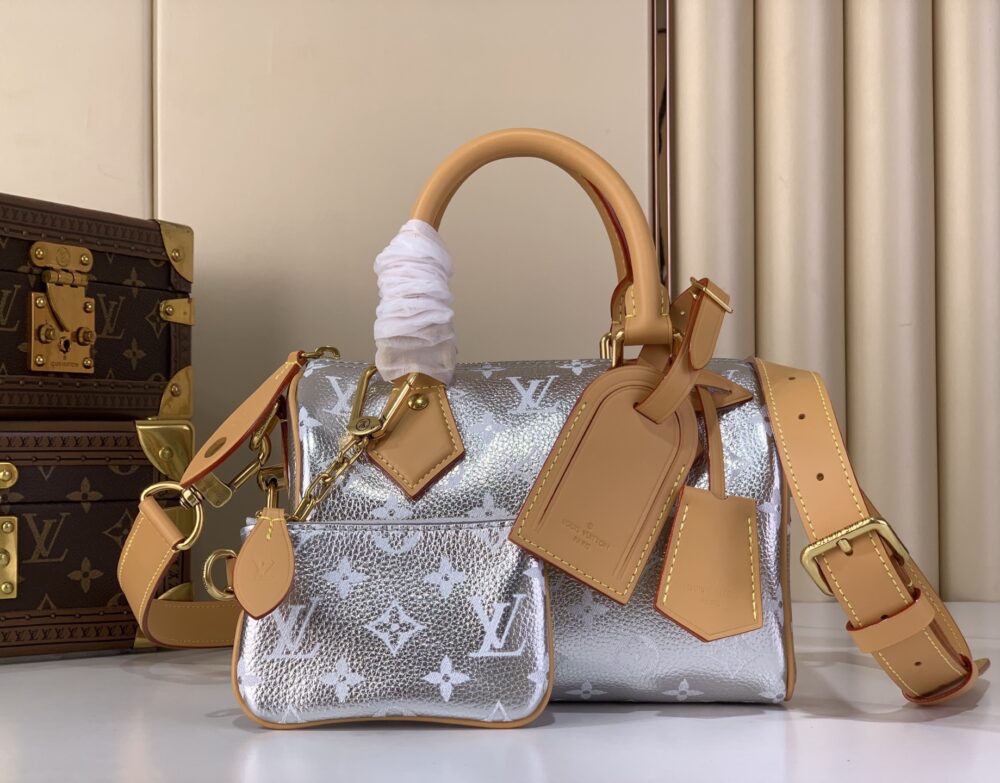 Túi L• V Speedy P9 Bandouliere M2A420 22x14x17.5cm