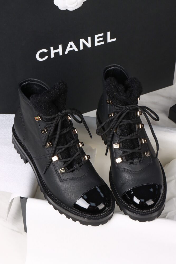 Vip Boots C• hanel cổ ngắn 31083500 35/40