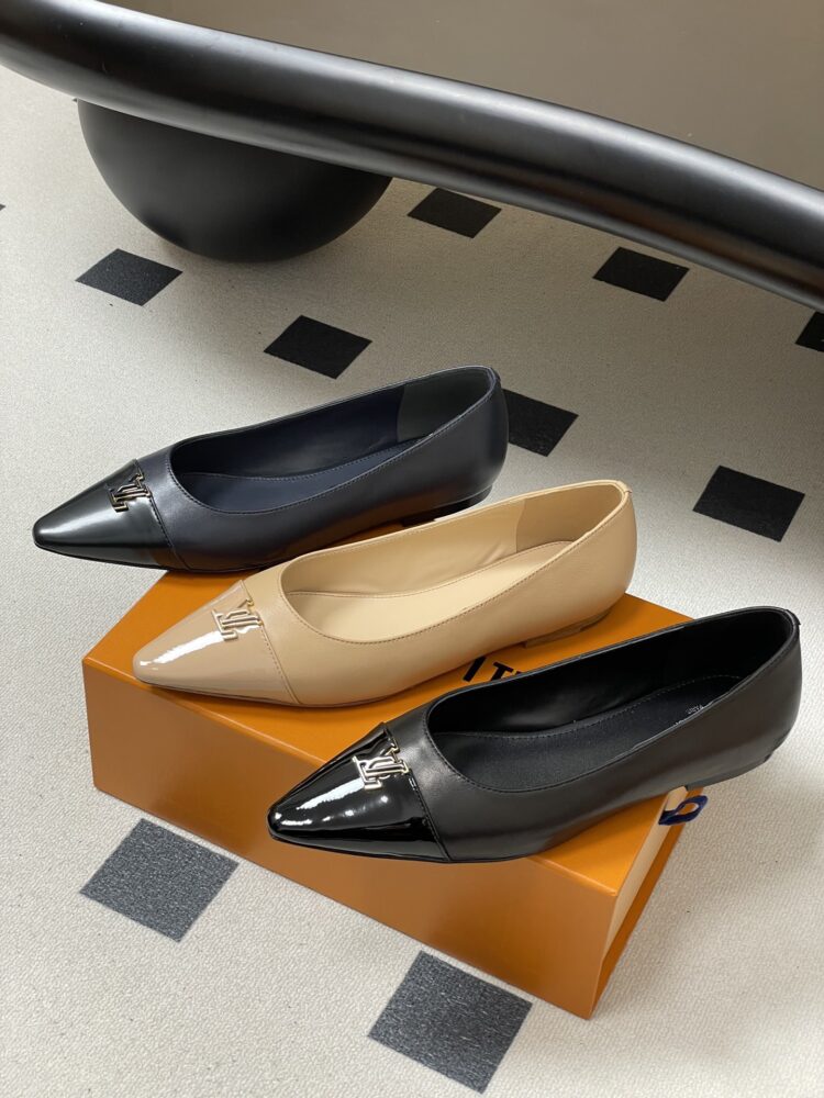 Giày bệt mũi nhọn L• V FA2100 35/41