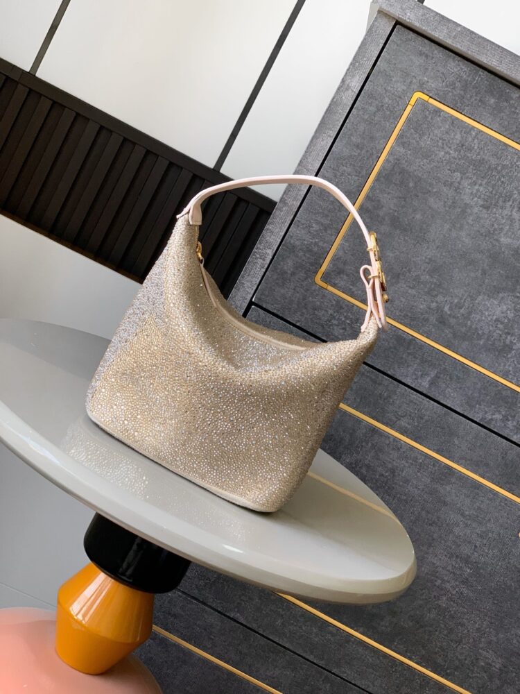 Túi C• hanel Hobo bling bling