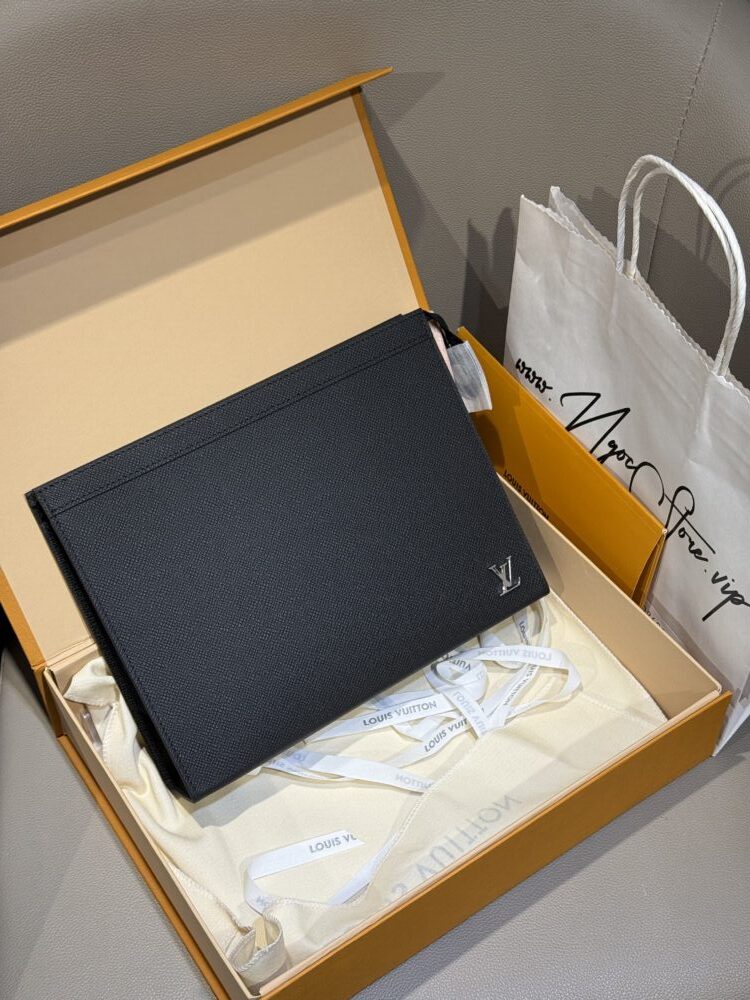 ODR Trả Kh- Túi L• V Pochette Voyage M30450 27x21x6cm