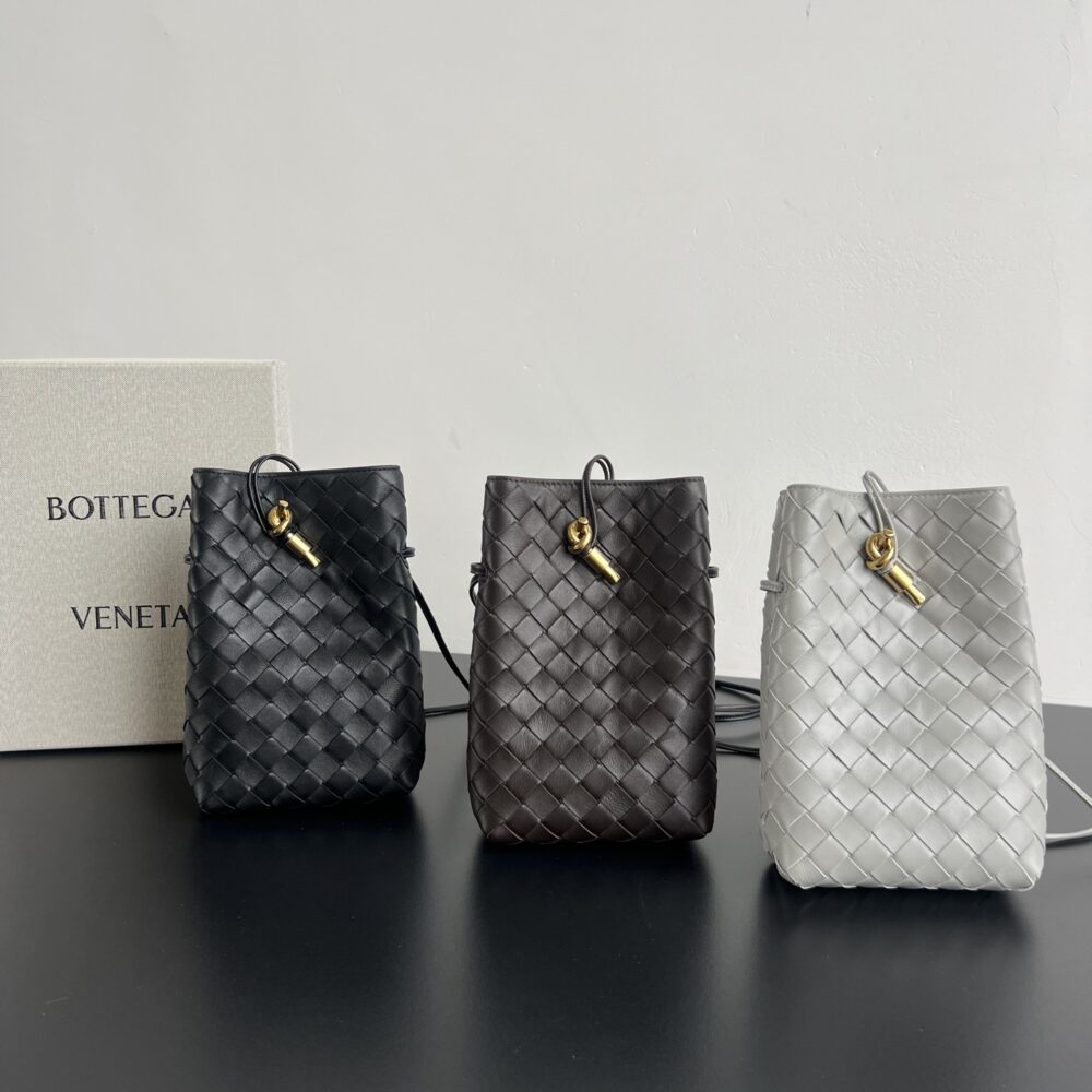 Túi BV Andiamo Phone Pouch 843890 21.5x14x7cm