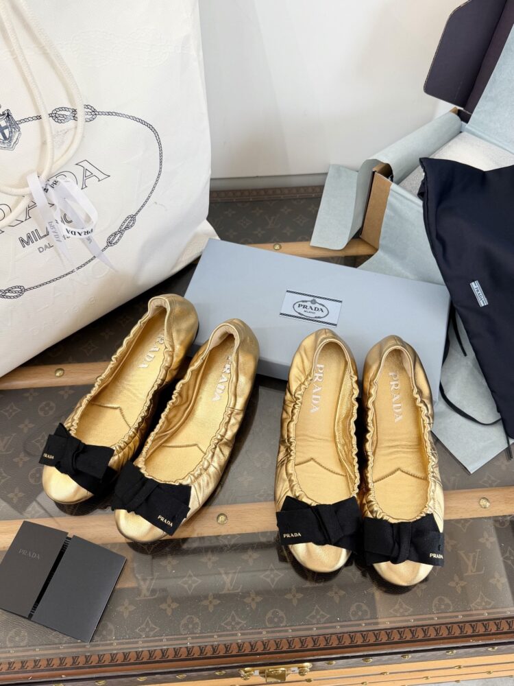 Vip Giày bệt P• rada 5012560 35/40